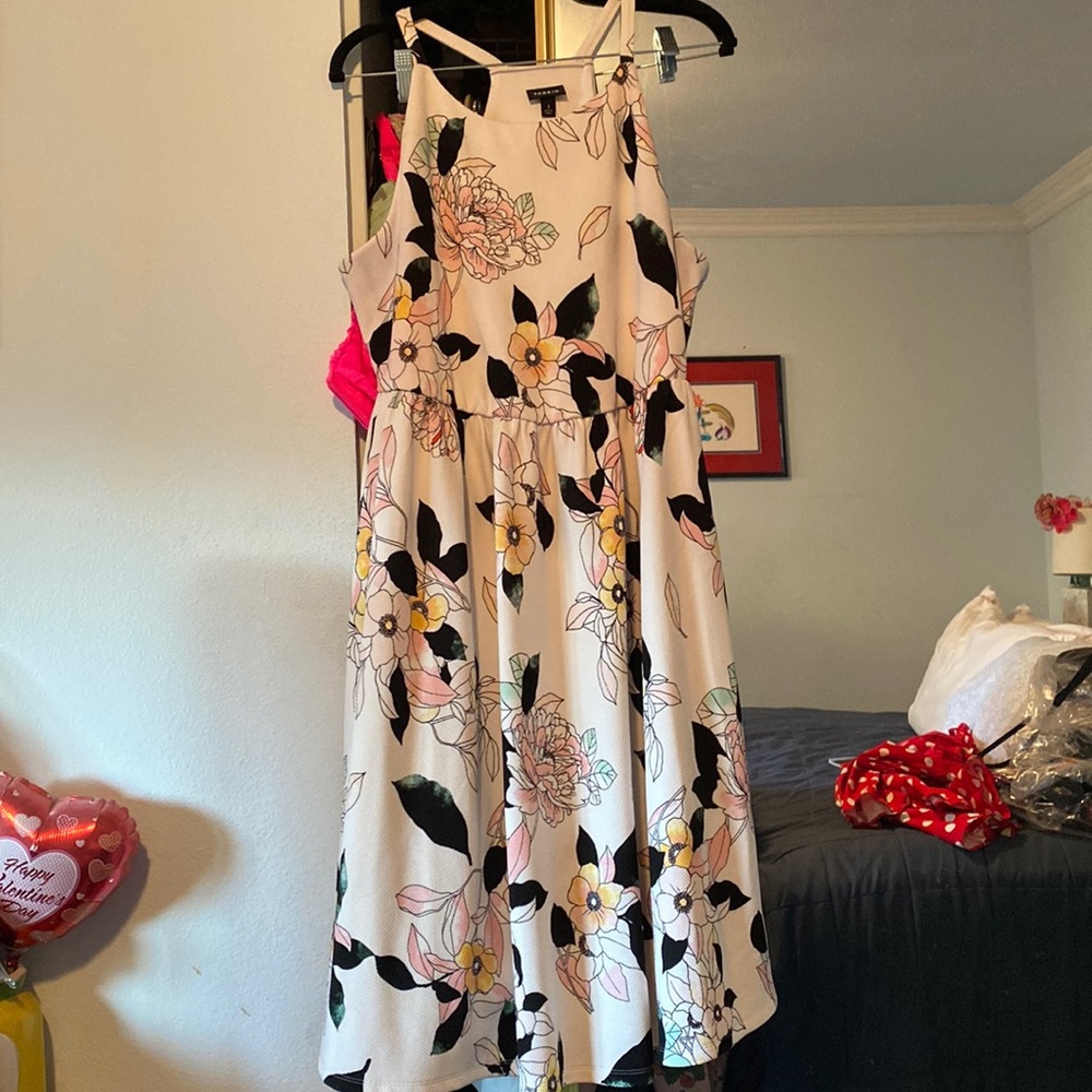 White and black floral